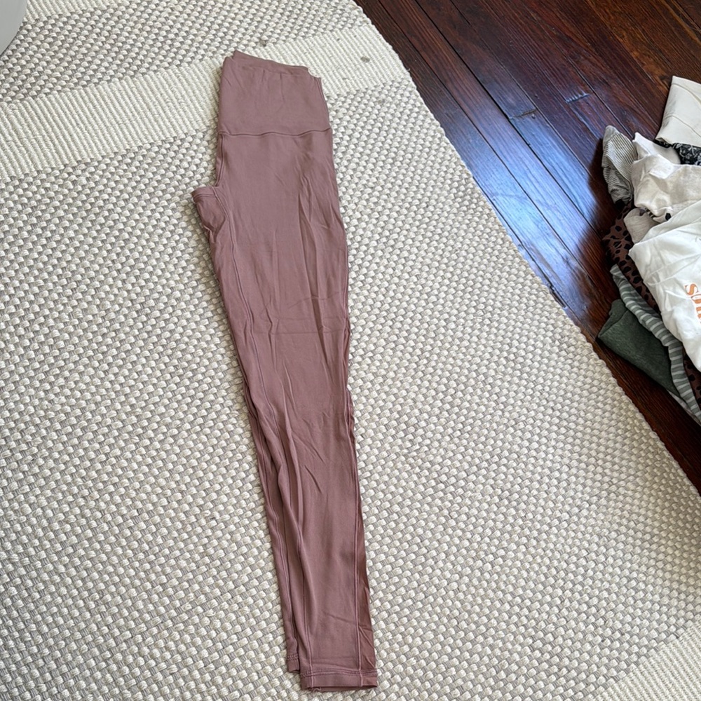 High-Waisted Mauve Leggings
